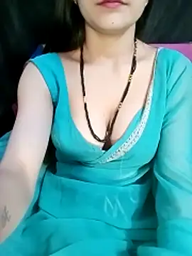 Webcam Model (Hot_rashika_)  is live.Free join now!