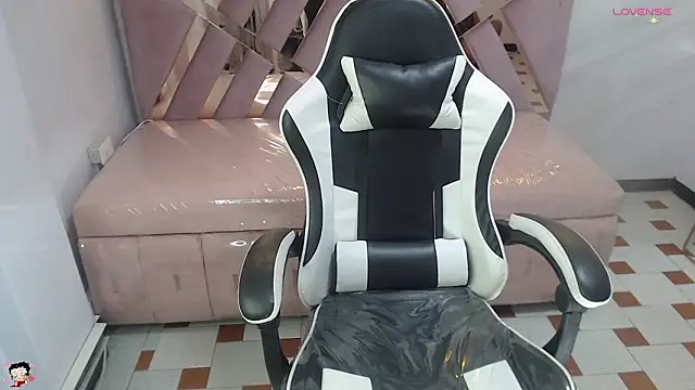 Kendra_rouse_v webcam