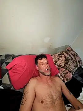 Thegreatestshowonearth410 webcam