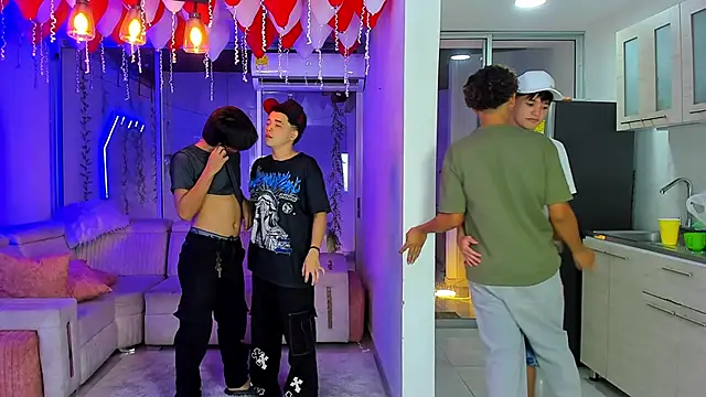 Houseofwarrios webcam