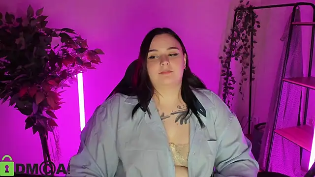 mia_r0ss - Mia_R0ss's free webcam - UK Sex Cams