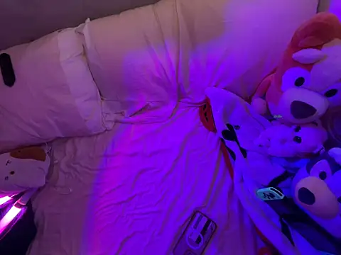 onlypawzz - Onlypawzz's free webcam - UK Sex Cams