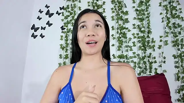 emiily_parkerr - Emiily_Parkerr's free webcam - UK Sex Cams