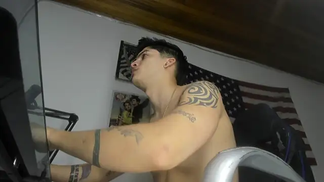 charlie_hotxxx webcam