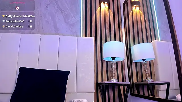 Carlotta_de_velour webcam