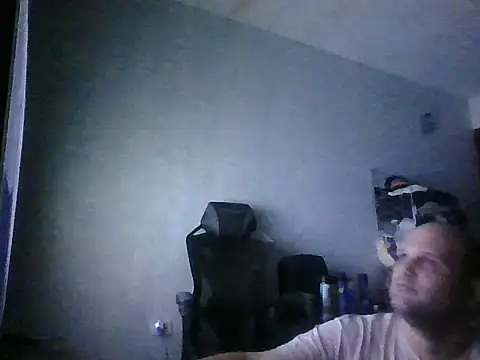 Heavy_Rebellx webcam