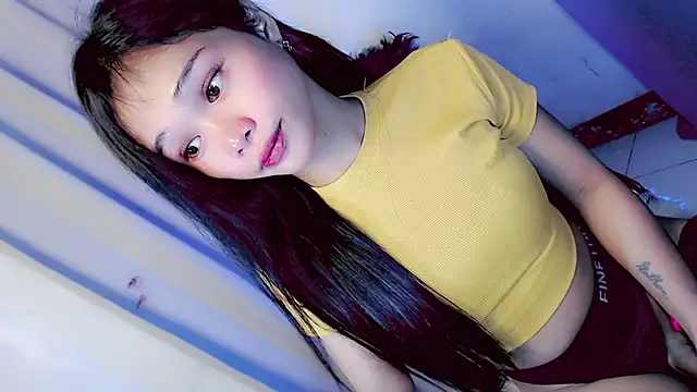 Amomentoflust99 webcam