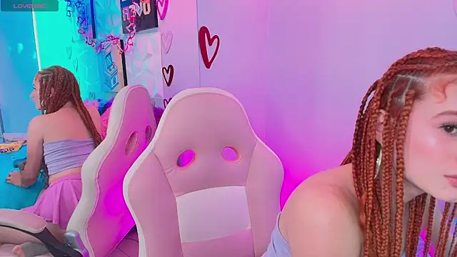 AdelaineBest webcam