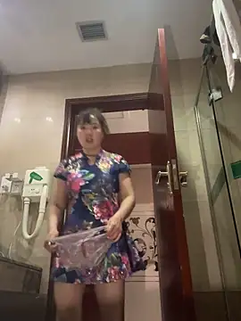 美女oo-shanshan在线直播