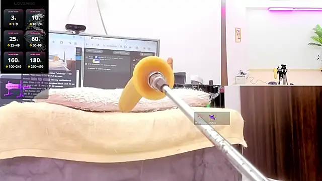 Paulina_Davis_ webcam