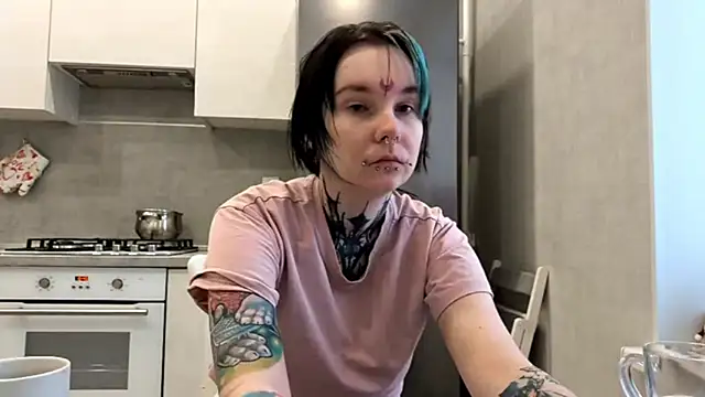 HighelikeGirl webcam