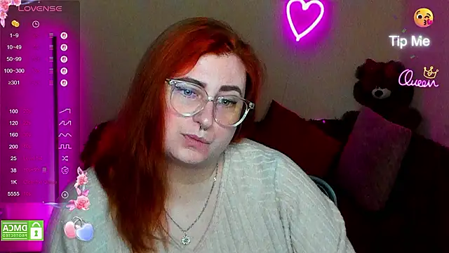 Alicia_love00 webcam