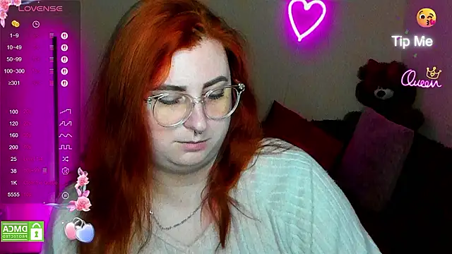 Alicia_love00 webcam