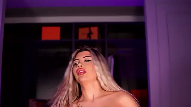 Monique_Celeste webcam