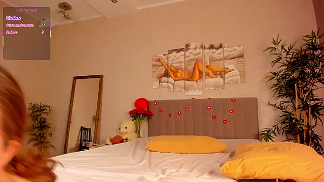 Camilla_Kelly webcam