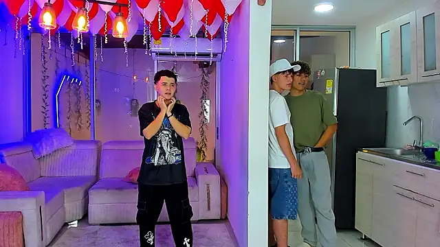 Houseofwarrios webcam