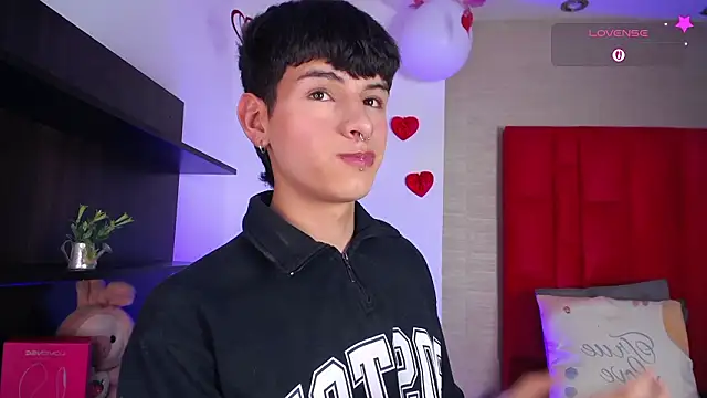 ezra_storm (M twink) - jerking and fingering