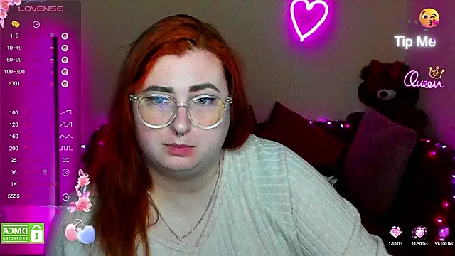 Alicia_love00 webcam