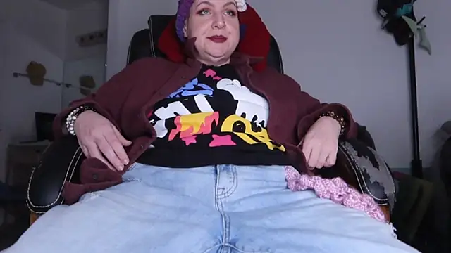 bellabluebbw - BellaBlueBBW's free webcam - UK Sex Cams