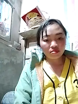 minkine022 - Minkine022's free webcam - UK Sex Cams