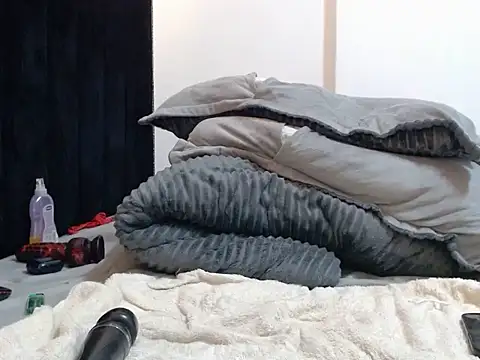 sexxyykittyy (Ask my age) - SQUIRT