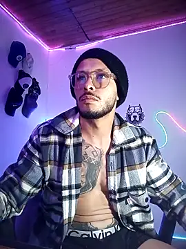 sebastian_horny webcam