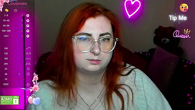 Alicia_love00 webcam