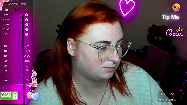 Alicia_love00 webcam