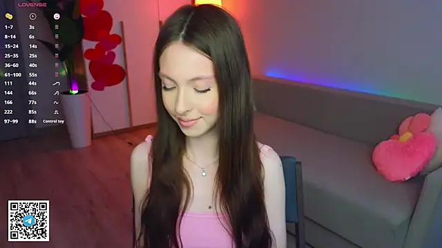 yasmin_kass - Yasmin_Kass's free webcam - UK Sex Cams