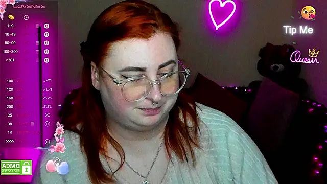 Alicia_love00 webcam