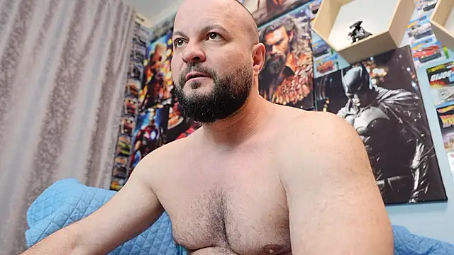 Muscle_Bear webcam