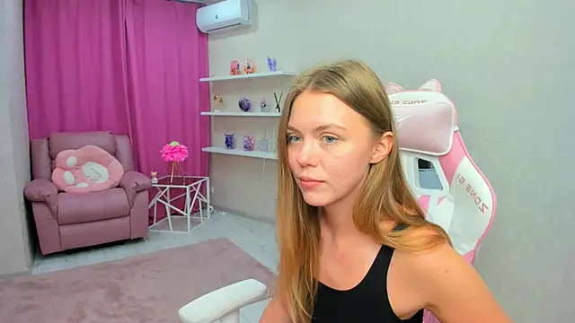 strawberrye - Strawberrye's free webcam - UK Sex Cams