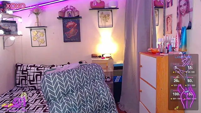 izabella_moore webcam