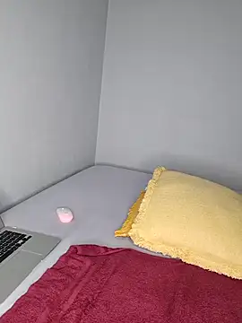 CertifiedhottieXOXO webcam