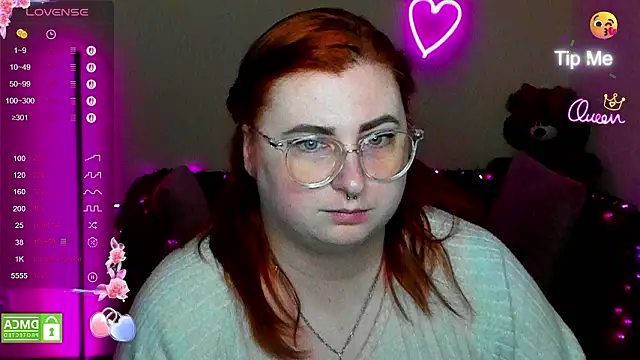 Alicia_love00 webcam