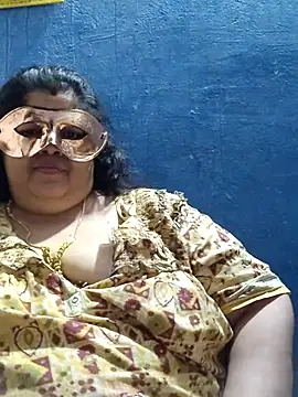 tamilthanushri webcam