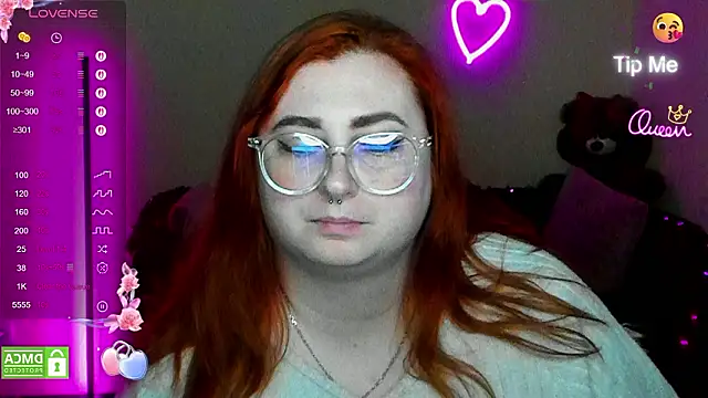 Alicia_love00 webcam