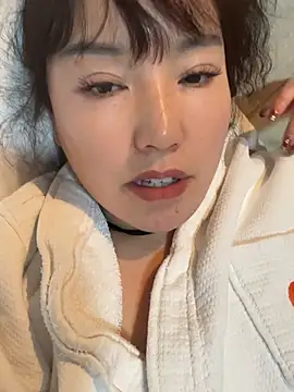 美女oo-shanshan在线直播