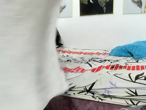 DarknessDesire webcam