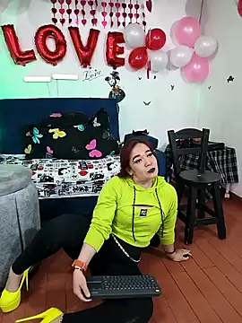 keila_j - Keila_j's free webcam - UK Sex Cams