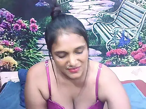 indiansexylady20 - IndianSexyLady20's free webcam - UK Sex Cams