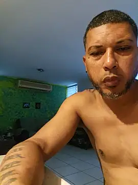 tropikboy (Ask my age) - studios