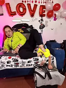 keila_j - Keila_j's free webcam