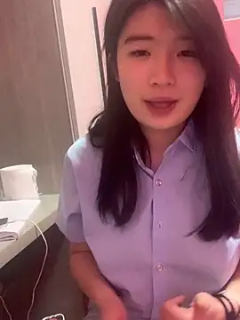 美女Qidandan778在线直播