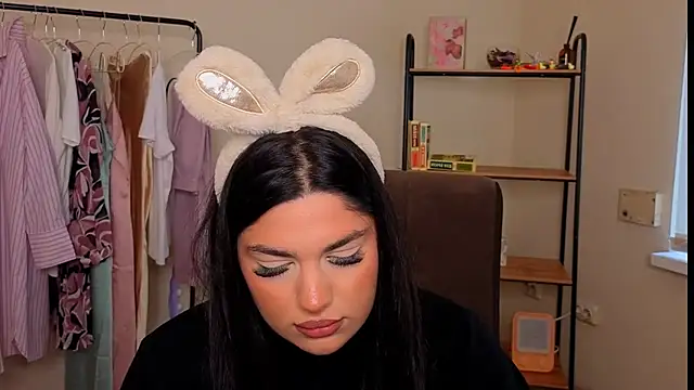 EstherrPeterson webcam