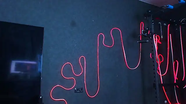 muscularjohnforuX webcam