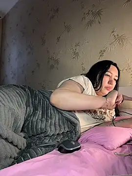 Naughtbaby_2025 webcam