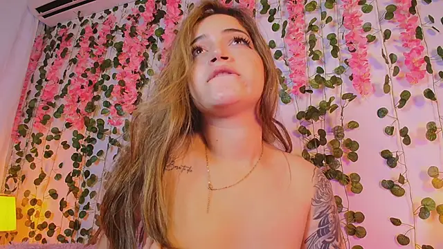 jessicaelowin - JessicaElowin's free webcam - UK Sex Cams