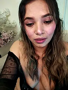 Kiaraa88 webcam