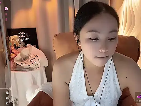 美女Lydia-668在线直播